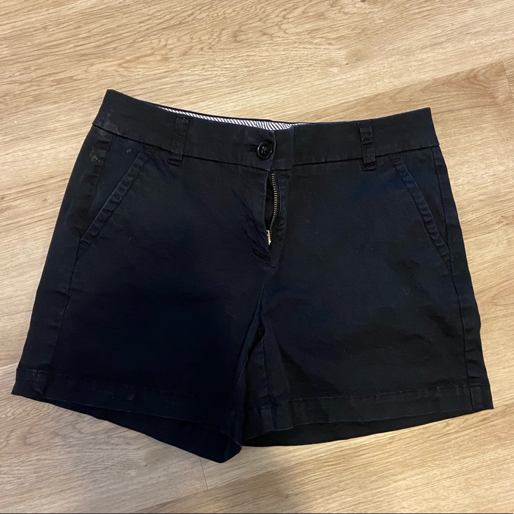 Black crown & ivy shorts